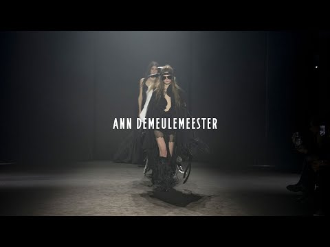 ANN DEMEULEMEESTER AUTUMN / WINTER 2025 SHOW