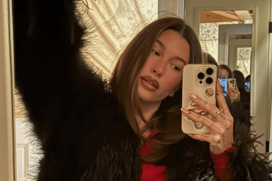 Hailey Bieber makeup